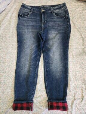 Women’s Maurices Dark Blue Stretch Jeans with Red Plaid Cuff